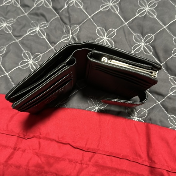 WALLET - Picture 5 of 8